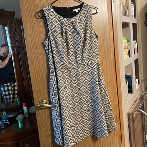Signature Darby sleeveless dress size 10